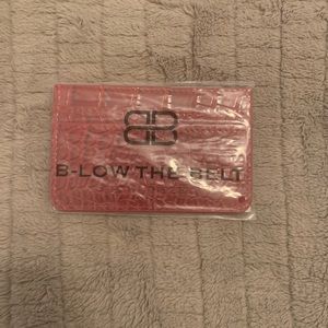 NWT B-Low the Belt Card Case